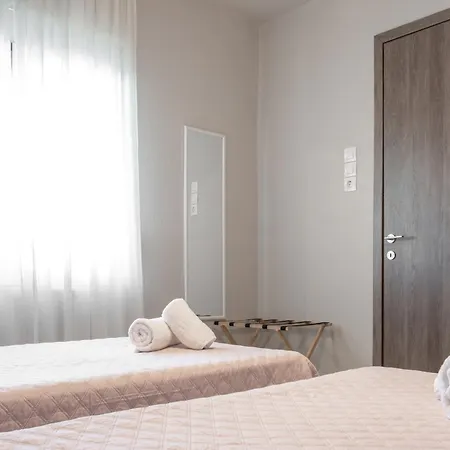 Chara's Luxury * Kalampaka