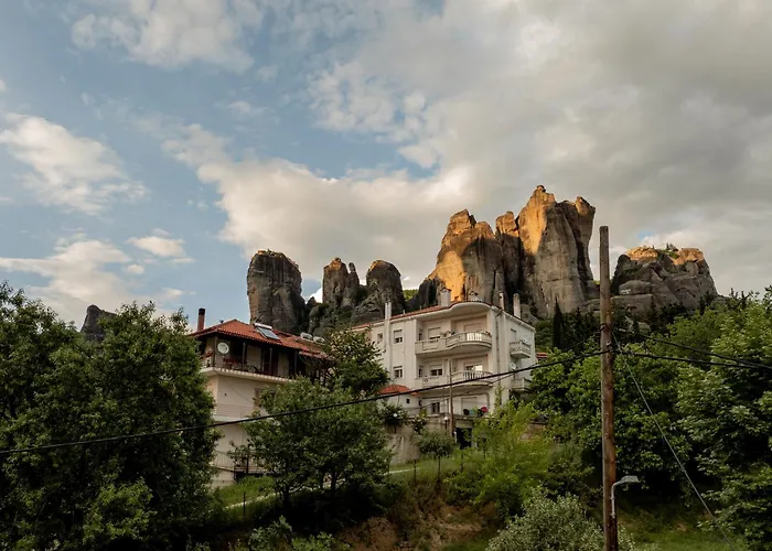 Chara's Luxury Апартаменты Калампака