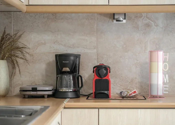 Chara's Luxury Апартаменты Калампака